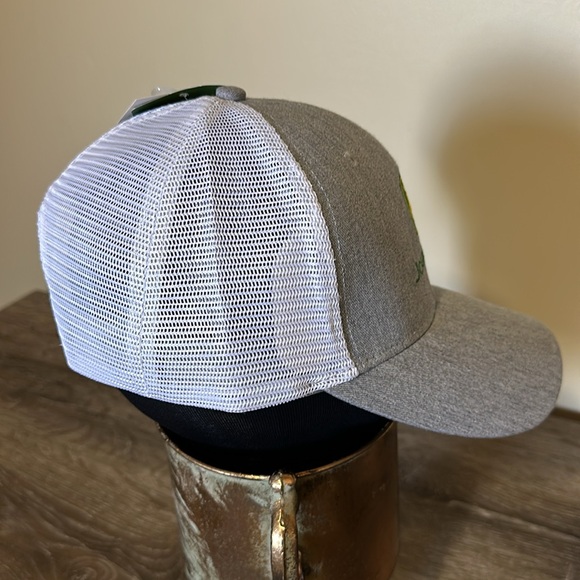 Brand New John Deere Mesh SnapBack Hat - Picture 5 of 9